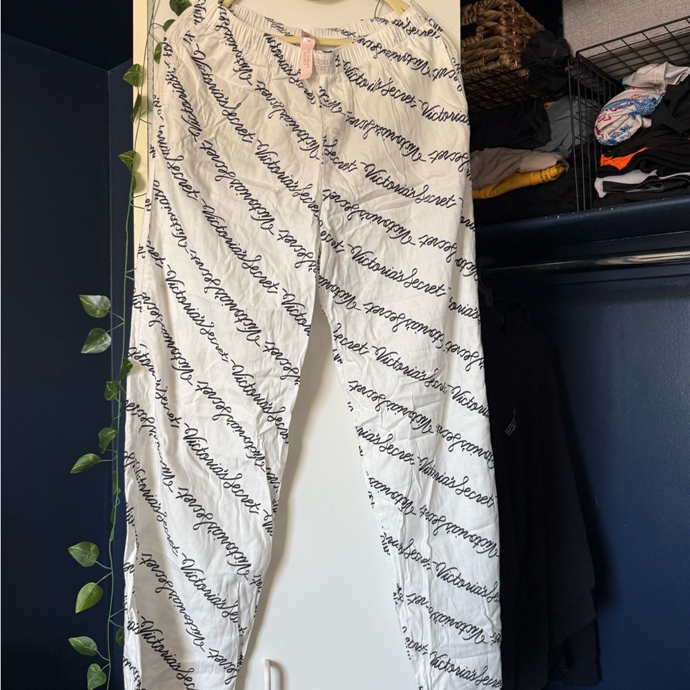 Victoria's Secret White Pajama Pants with Black Logo Print size S